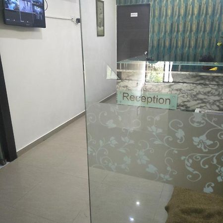 Hotel Ambience Sarkhej Luaran gambar
