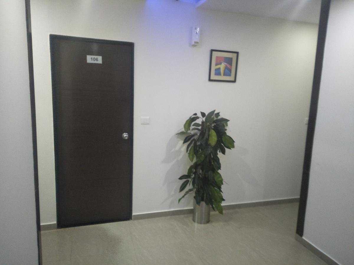 Hotel Ambience Sarkhej Luaran gambar